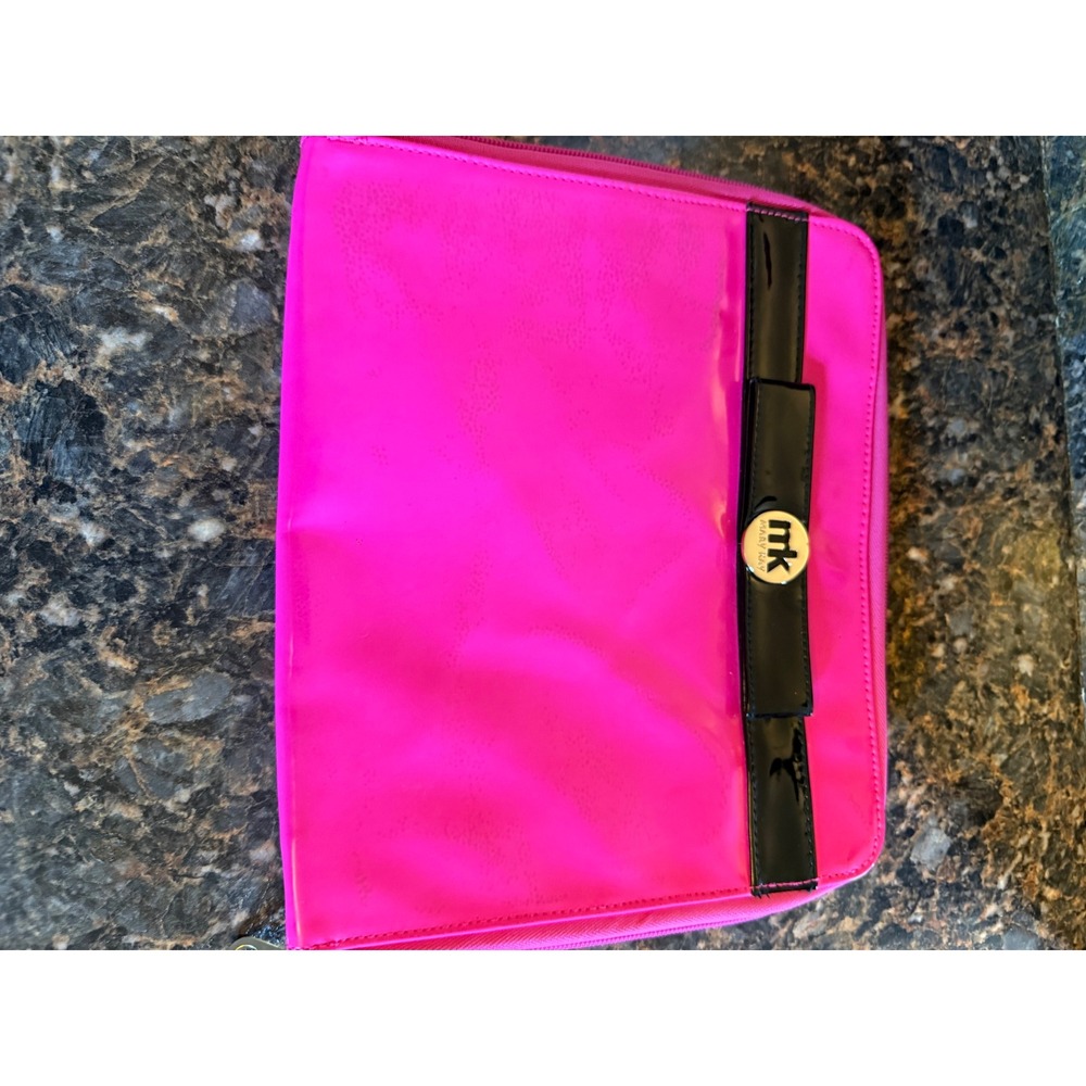 Mary Kay Hot Pink Patent Cosmetic Bag Polka Dot Lining Bow Accent Zip Pouch